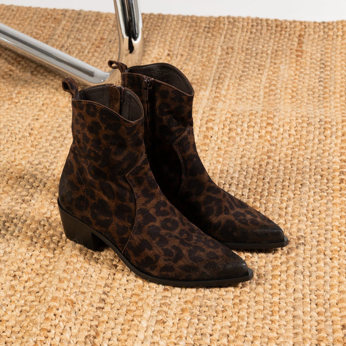 Bottines femme Semerdjian E1454E5 Croleo Bruciato imprimé léopard sur tapis naturel