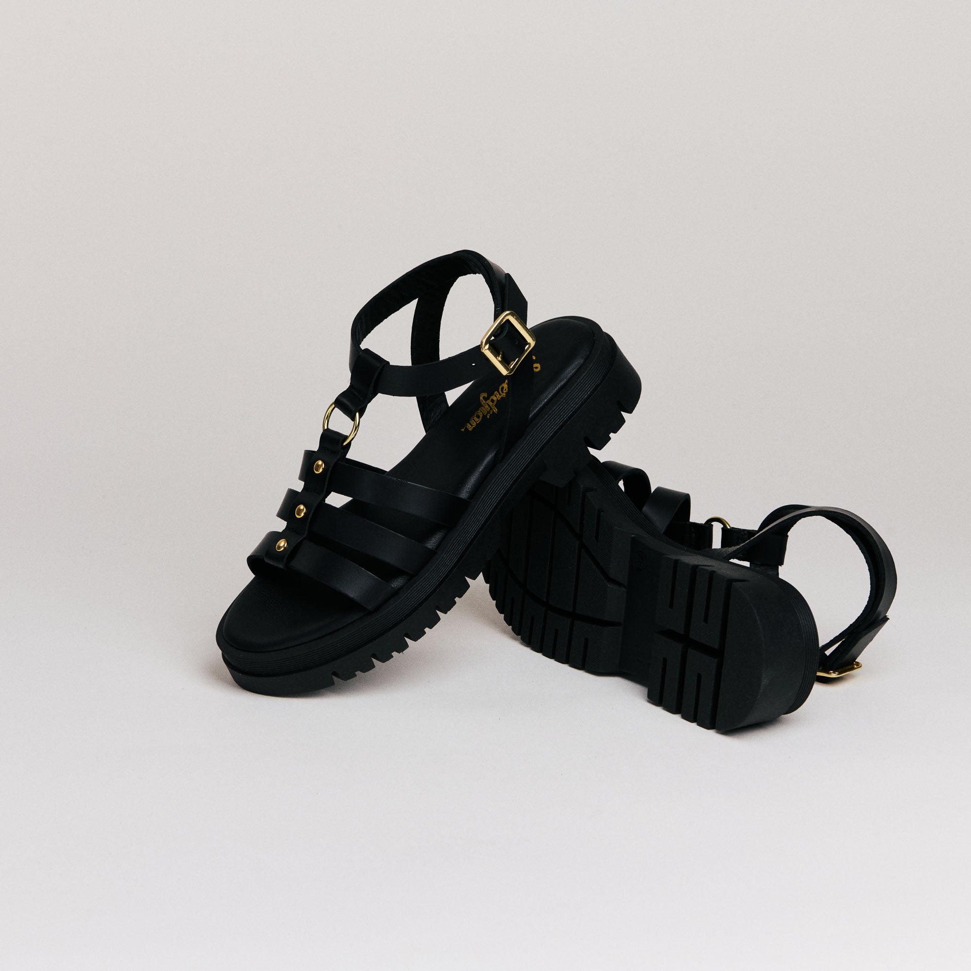 Sandales femme Semerdjian Clara cuir vitello noir vue latérale