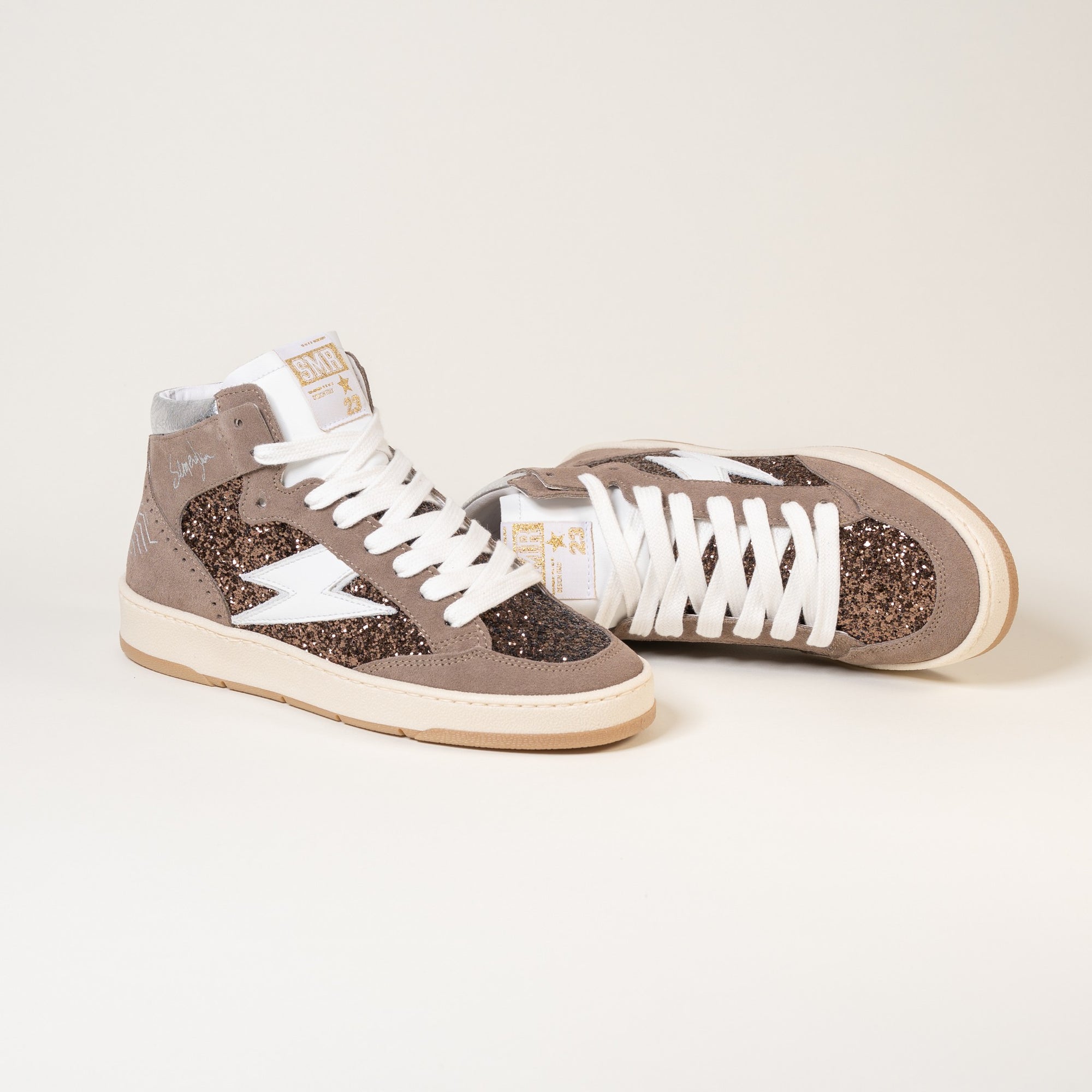 Baskets femme Semerdjian Braga C225 cuir métallisé argent – SMR23