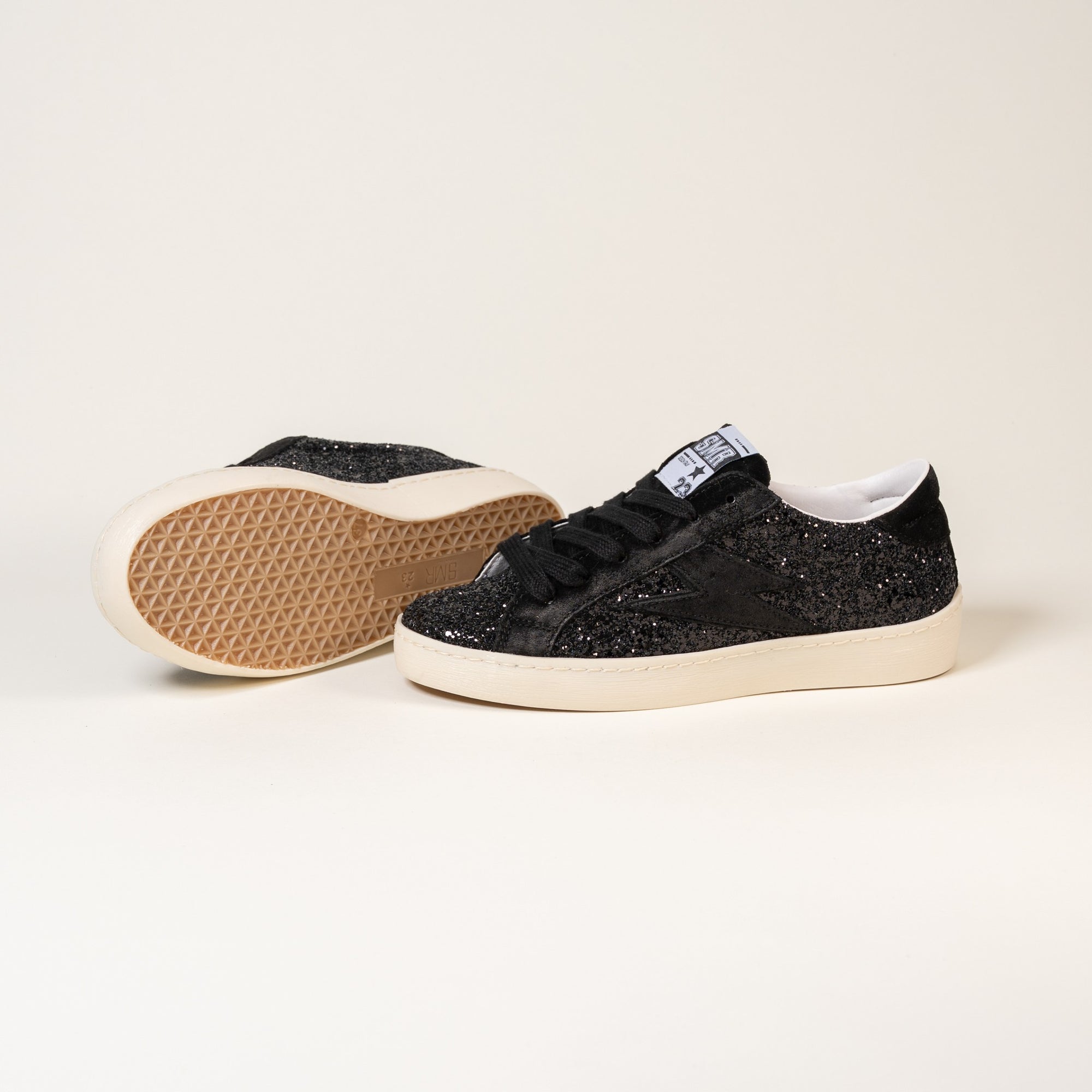 Baskets femme Semerdjian Maya E177 croûte de cuir noire – SMR23